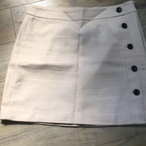 Like New Ann Taylor cream skirt